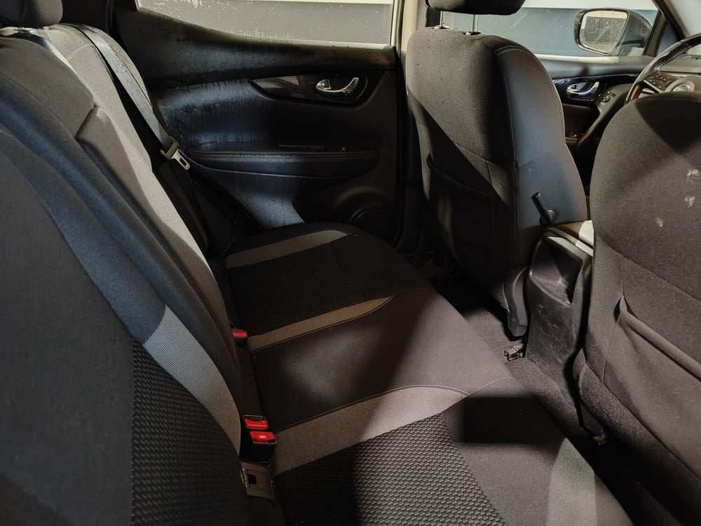 Nissan Qashqai usata a Milano (13)