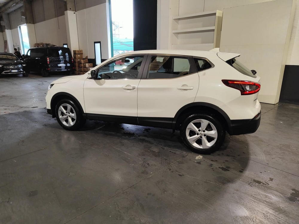Nissan Qashqai usata a Milano (4)