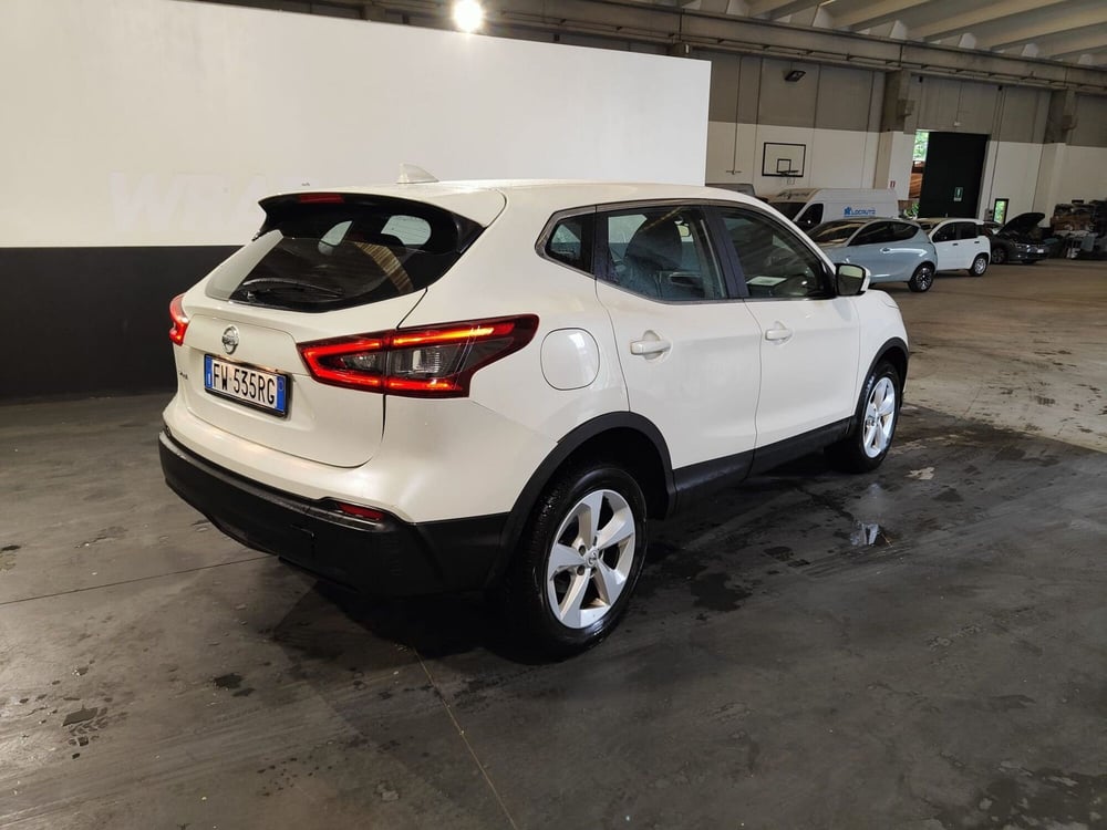 Nissan Qashqai usata a Milano (7)