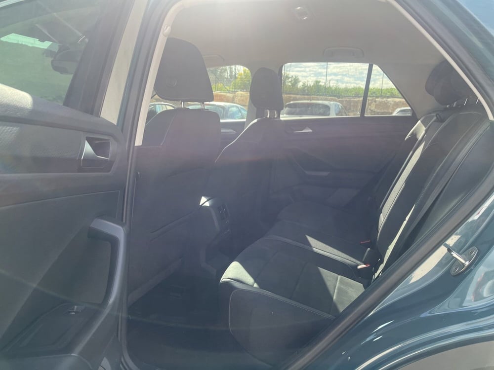 Volkswagen T-Roc usata a Catania (7)