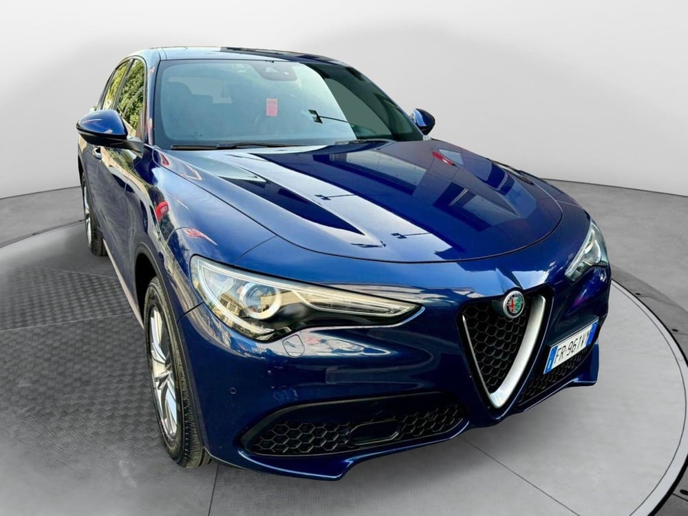 Alfa Romeo Stelvio usata a Caserta