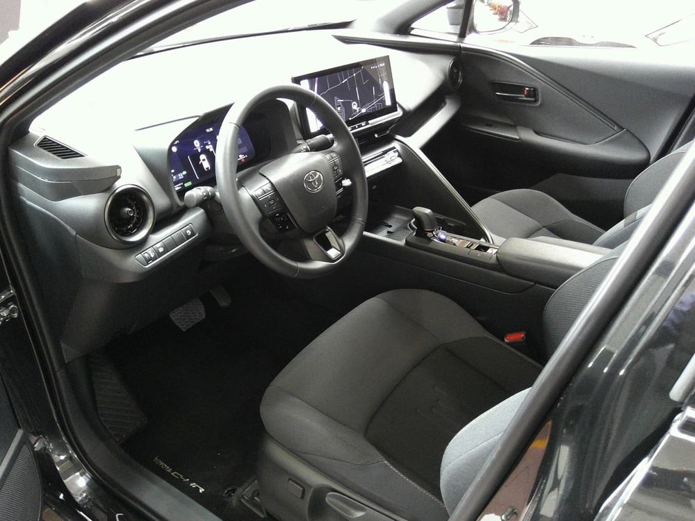 Toyota Toyota C-HR usata a Treviso (12)