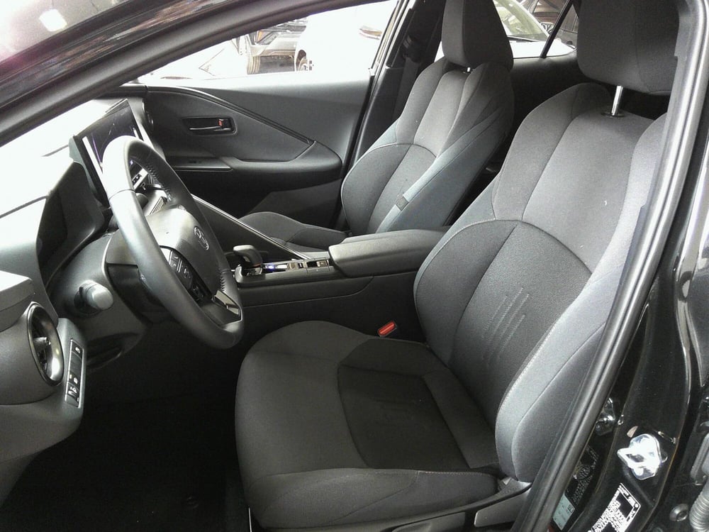 Toyota Toyota C-HR usata a Treviso (13)