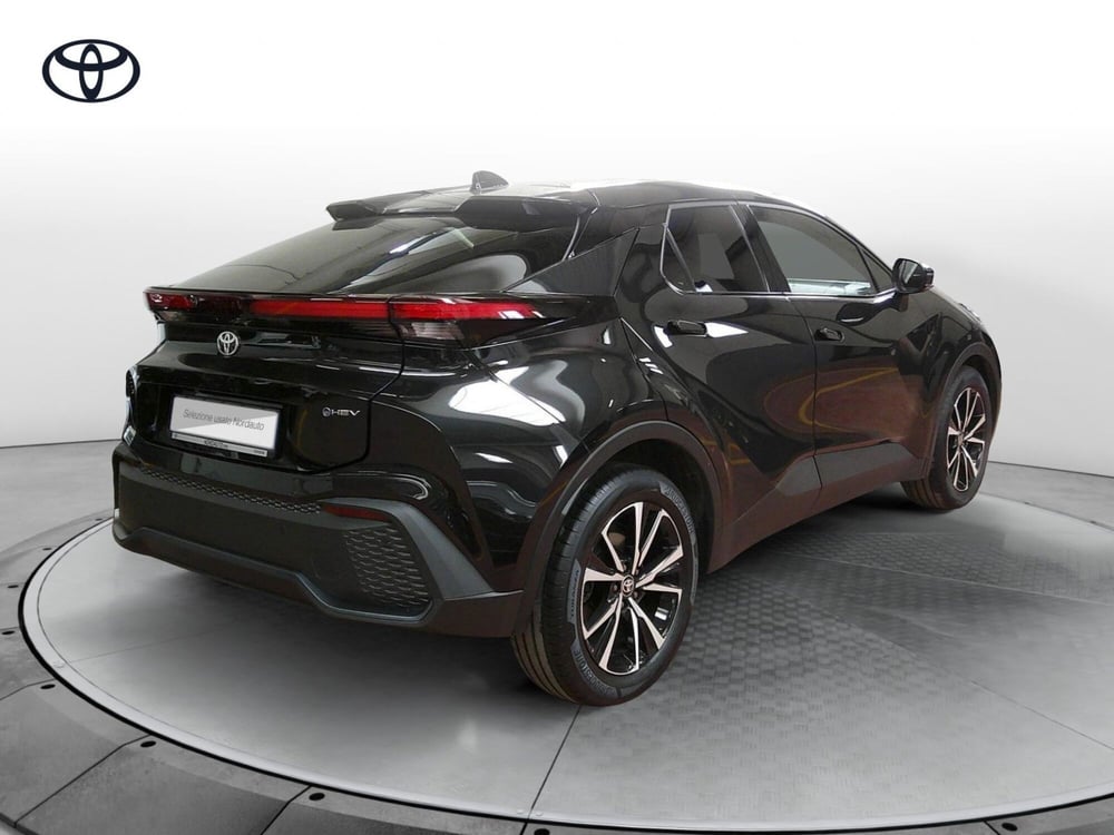 Toyota Toyota C-HR usata a Treviso (5)