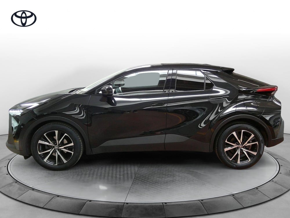 Toyota Toyota C-HR usata a Treviso (8)