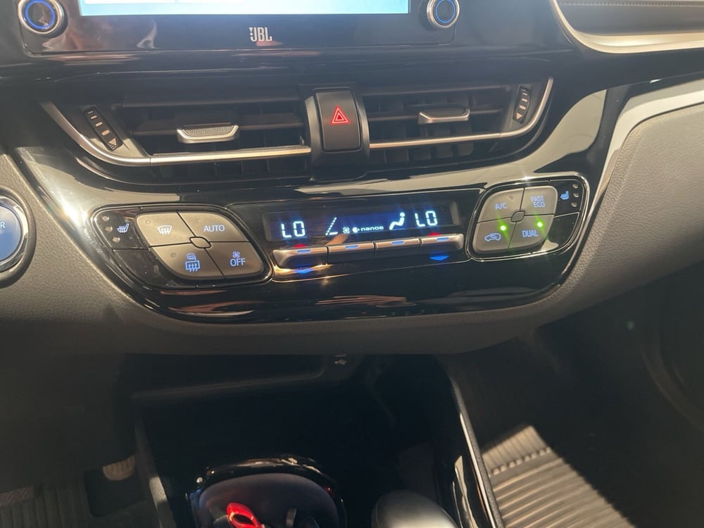 Toyota Toyota C-HR usata a Catania (15)