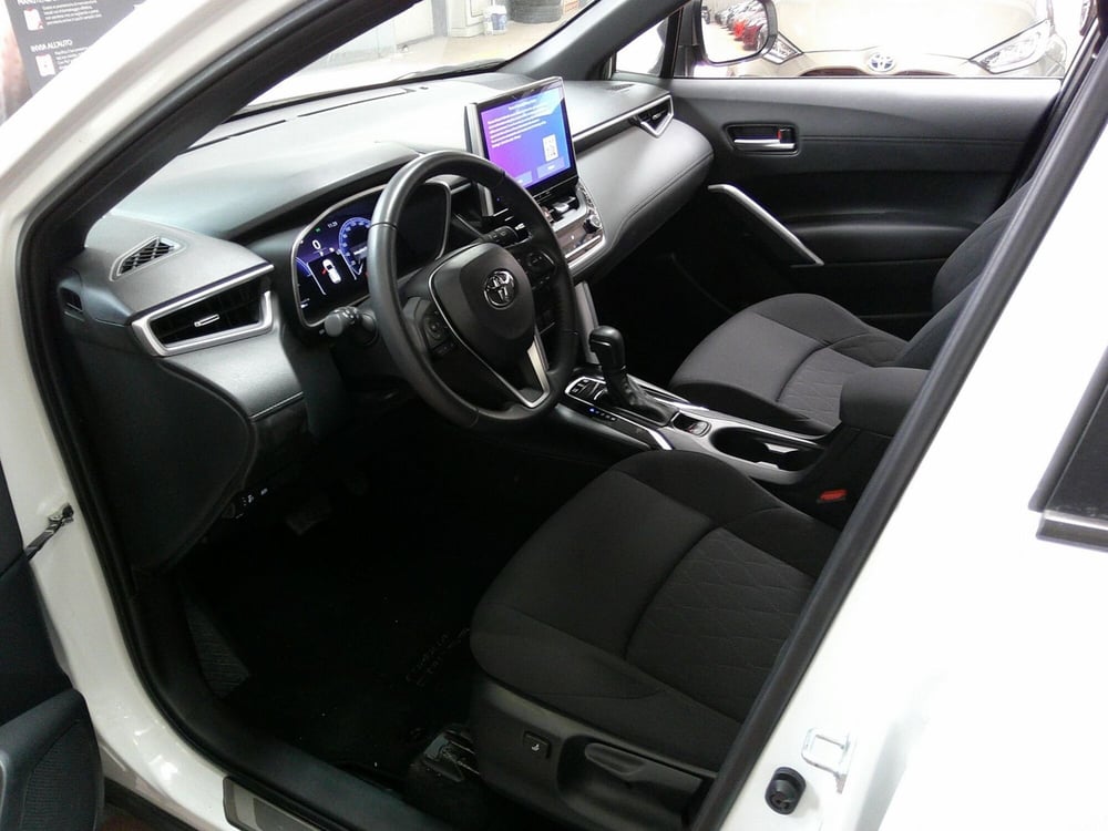 Toyota Corolla Cross Hybrid usata a Treviso (12)