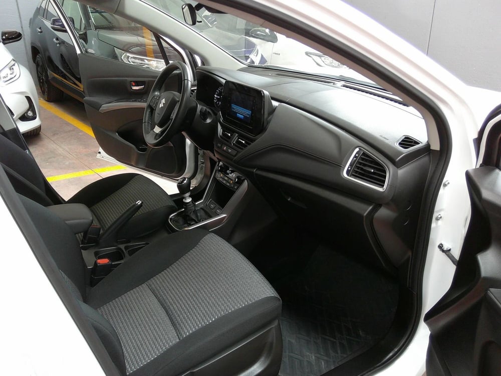 Suzuki S-Cross usata a Treviso (15)