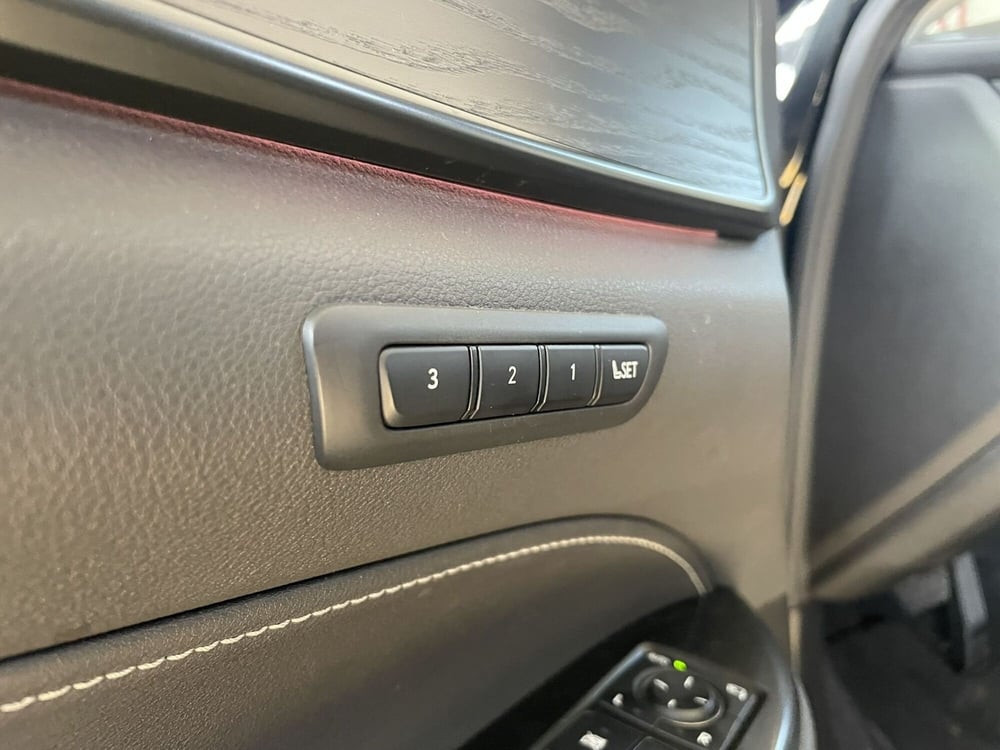 Lexus NX usata a Treviso (16)