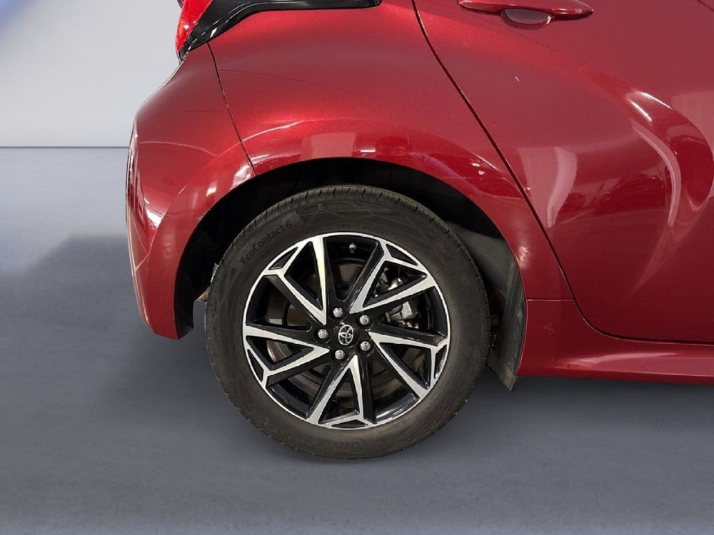 Toyota Yaris usata a Milano (12)