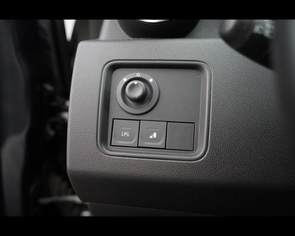 Dacia Duster usata a Treviso (18)