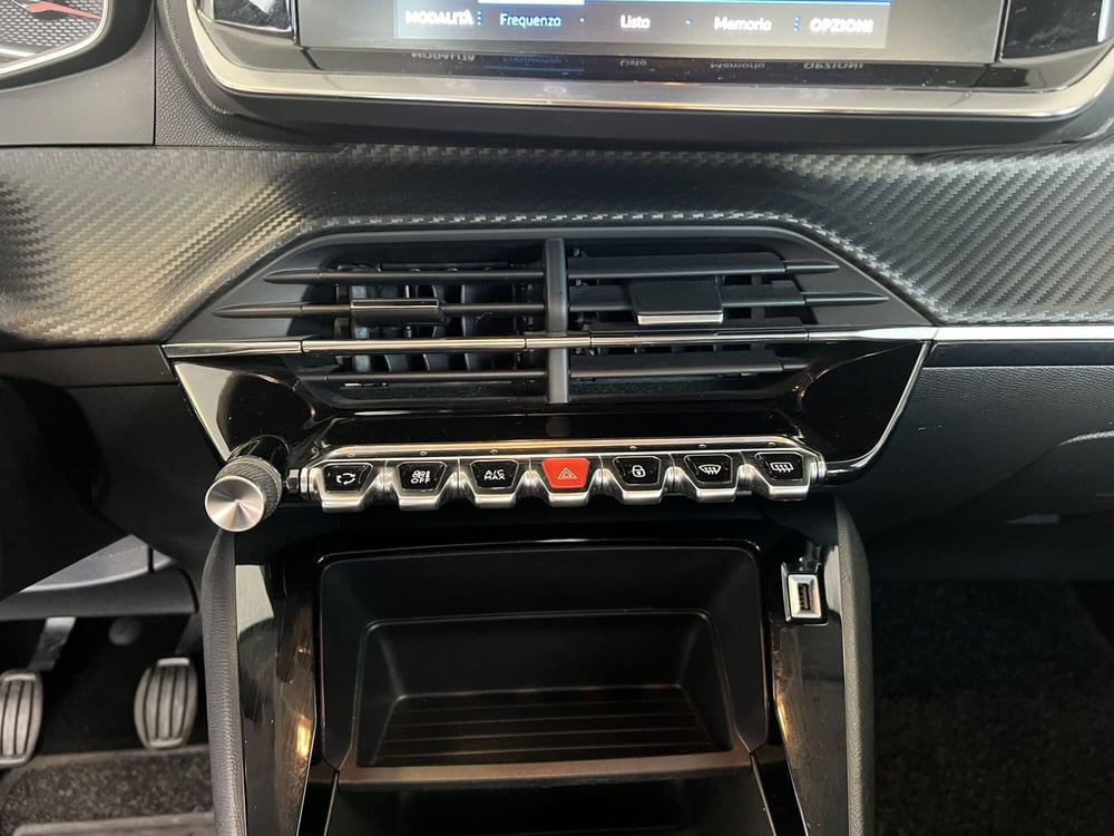 Peugeot 208 usata a Macerata (14)