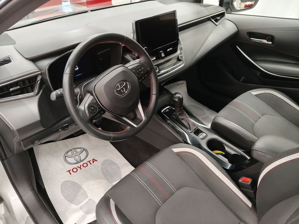 Toyota Corolla usata a Roma (12)