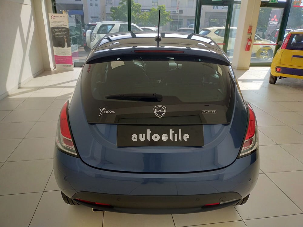Lancia Ypsilon usata a Reggio Emilia (5)