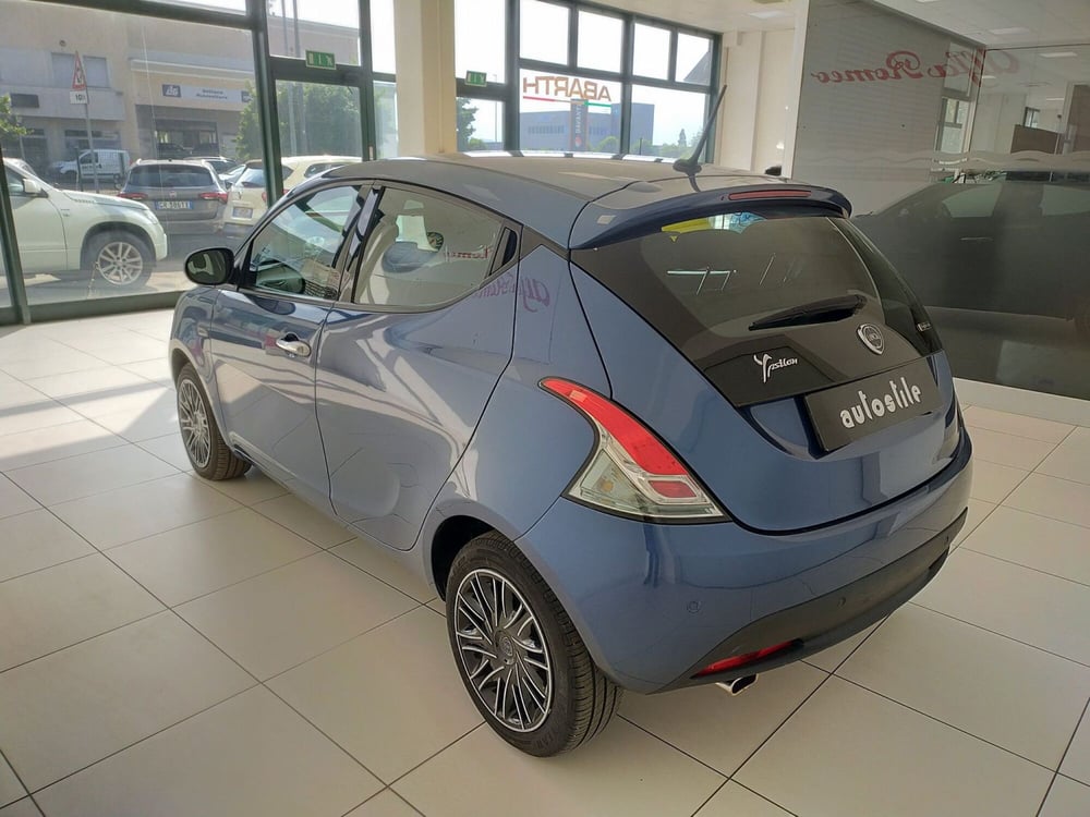Lancia Ypsilon usata a Reggio Emilia (6)