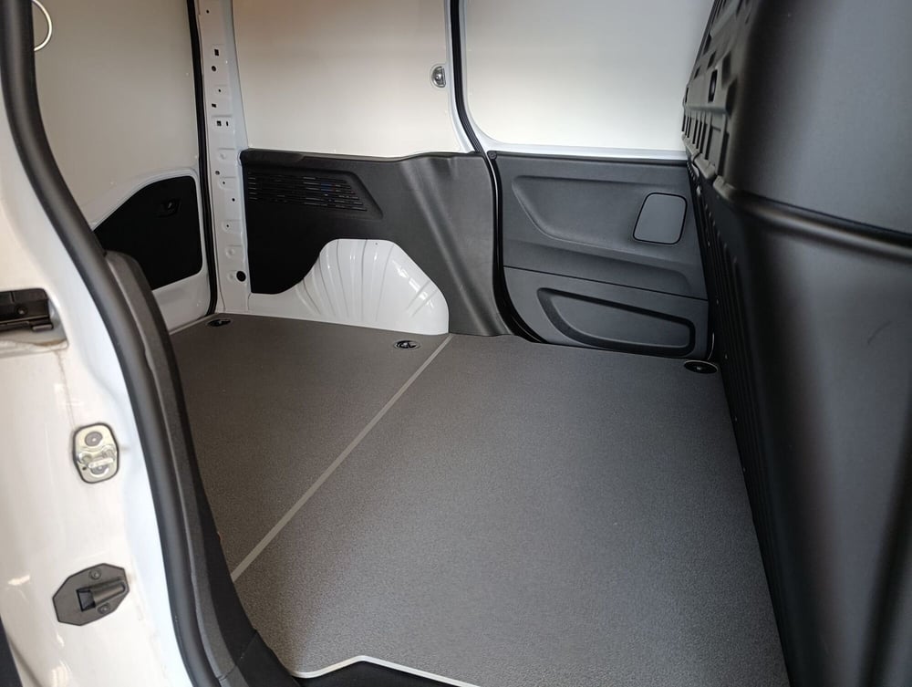 Fiat Doblò Furgone nuova a Bergamo (7)