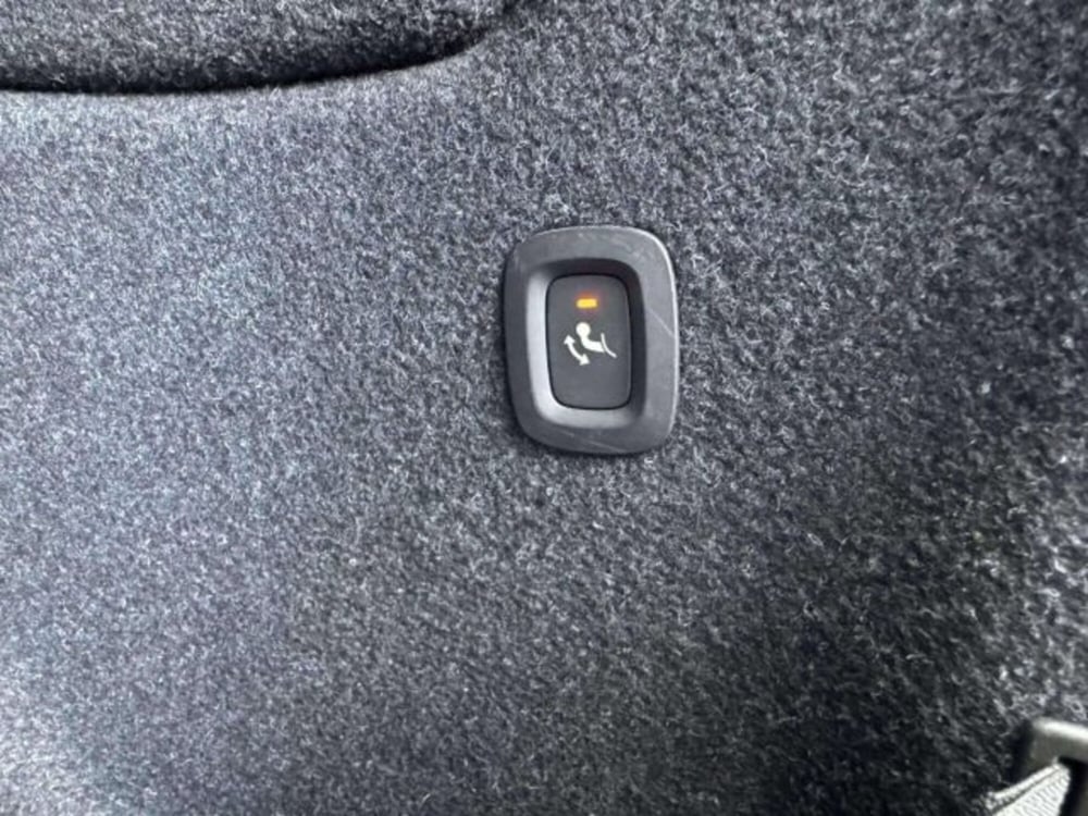 Volvo XC40 usata a Firenze (12)