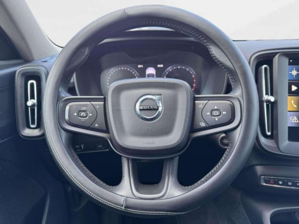 Volvo XC40 usata a Firenze (18)