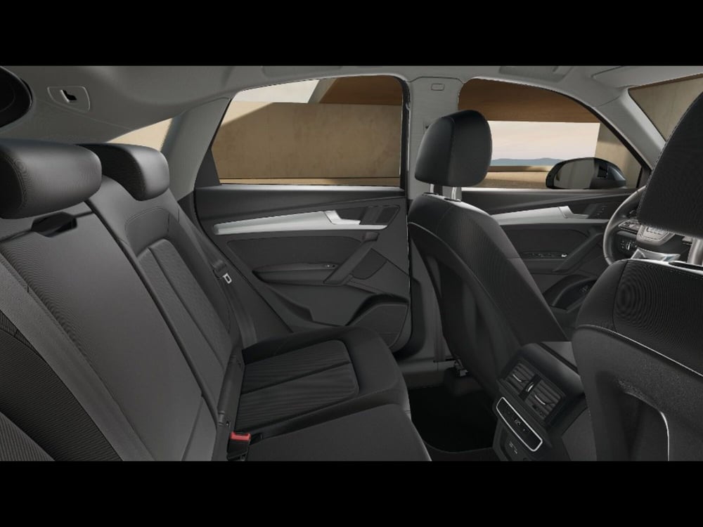 Audi Q5 Sportback nuova a Firenze (10)