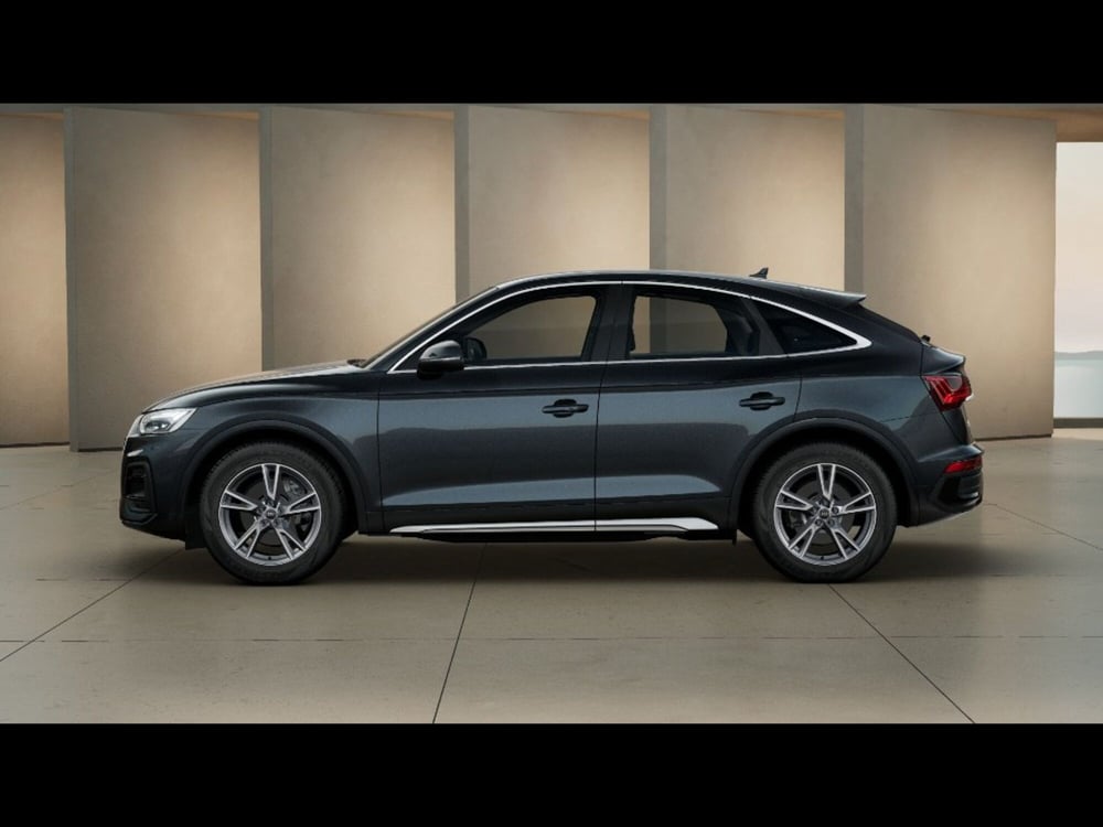 Audi Q5 Sportback nuova a Firenze (2)