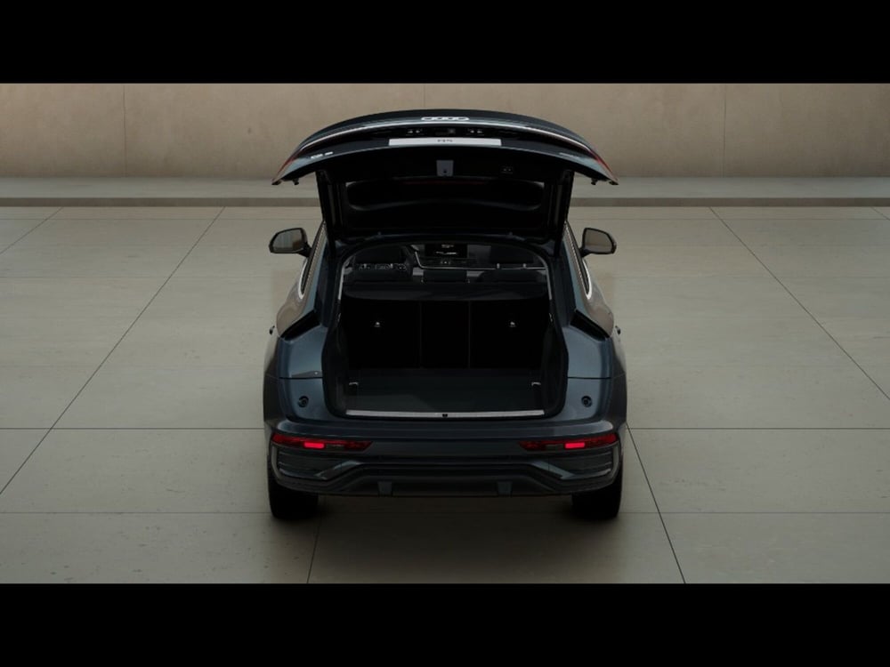 Audi Q5 Sportback nuova a Firenze (5)
