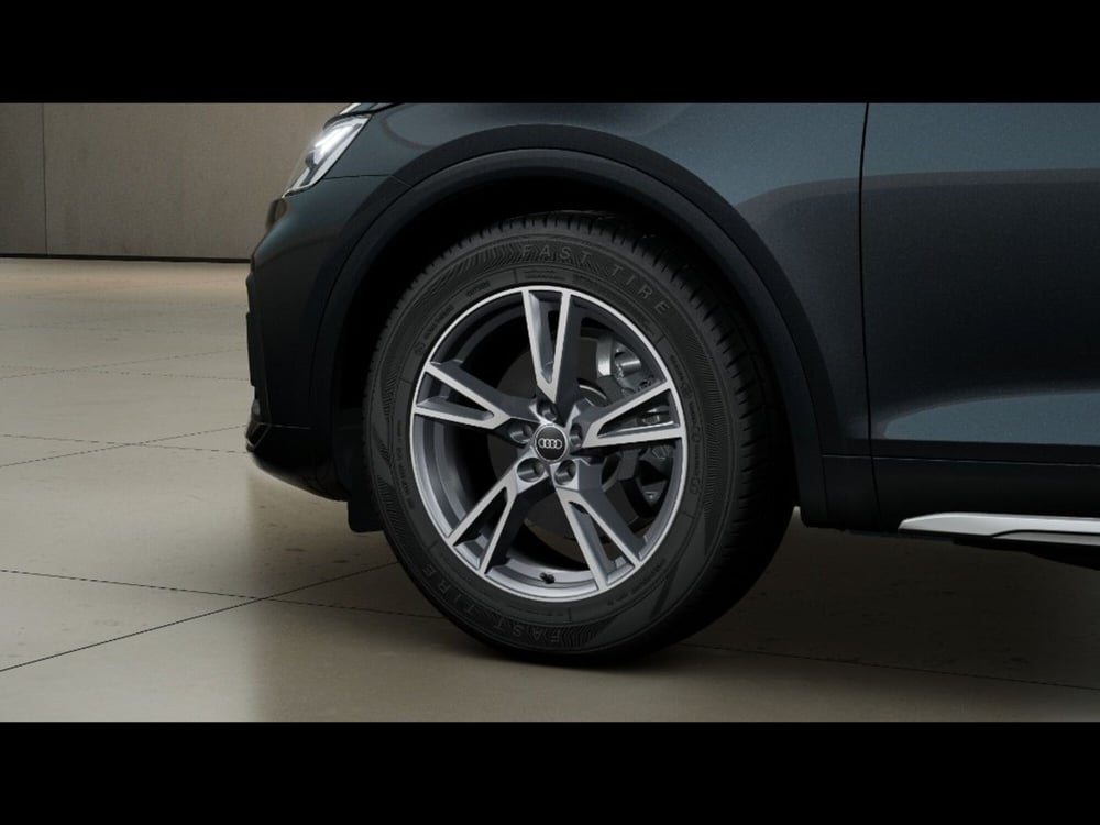 Audi Q5 Sportback nuova a Firenze (6)