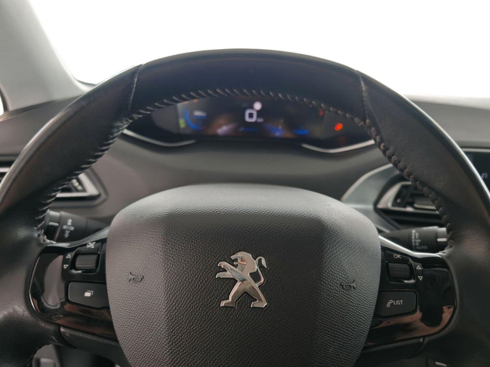 Peugeot 308 usata a Palermo (10)