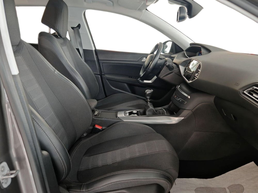 Peugeot 308 usata a Palermo (7)