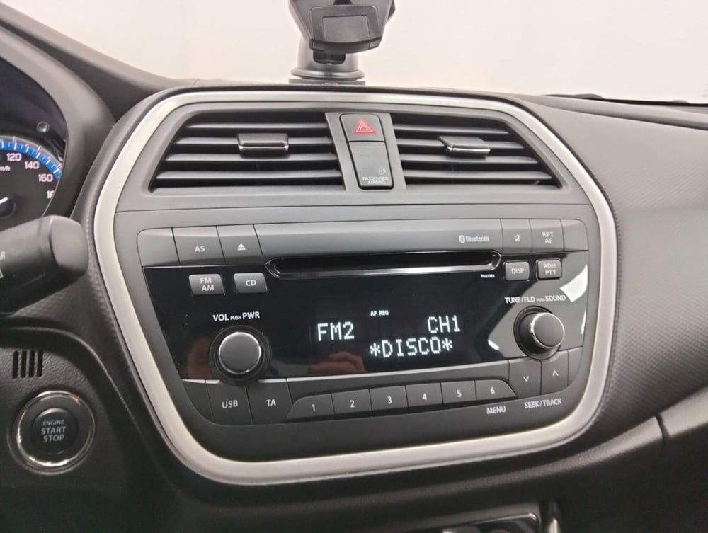 Suzuki S-Cross usata a Como (14)