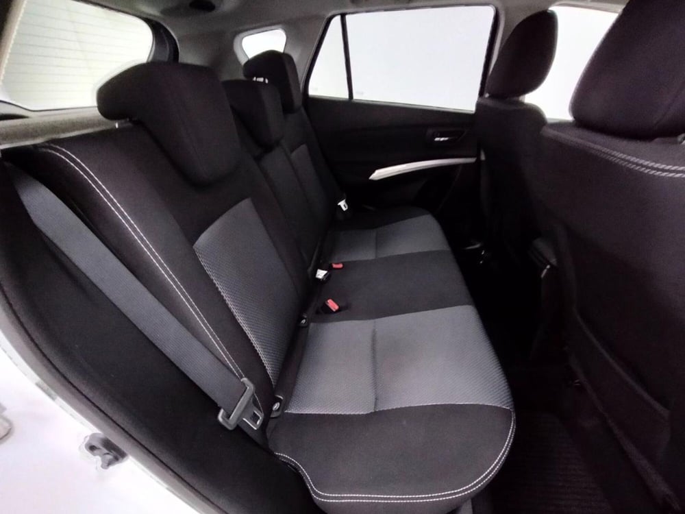 Suzuki S-Cross usata a Como (5)