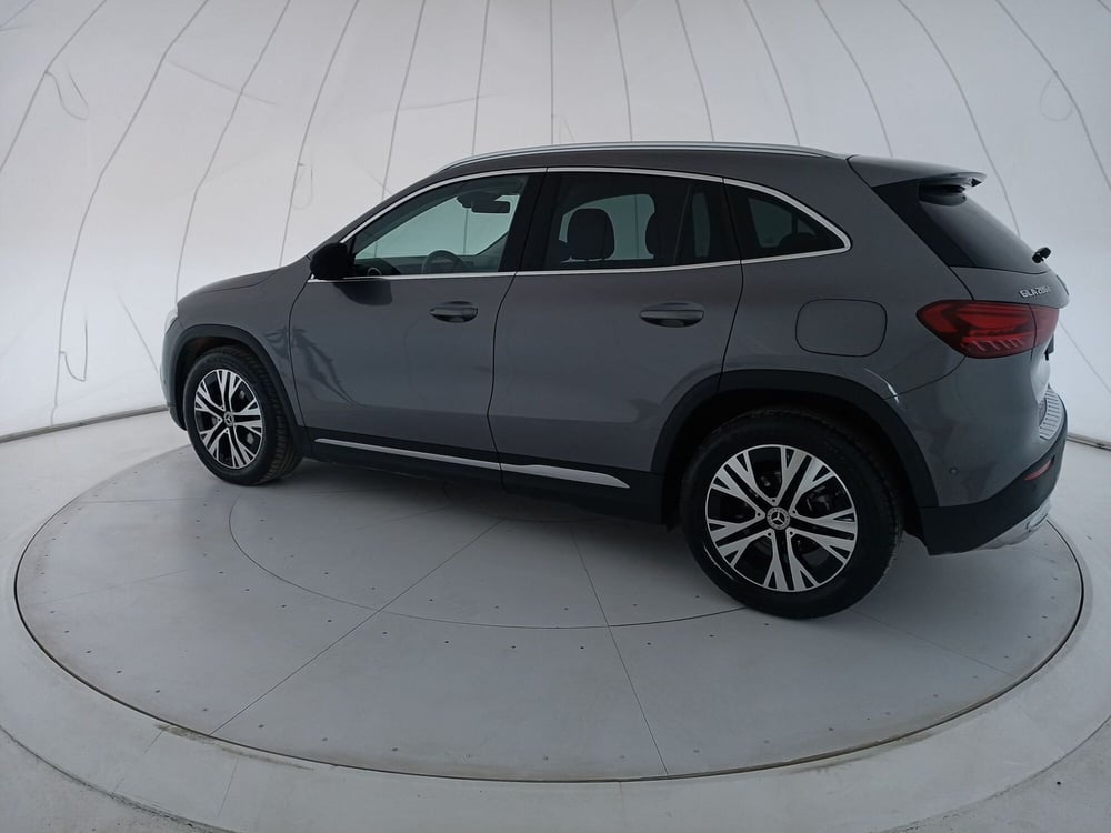 Mercedes-Benz GLA SUV usata a Lecce (3)