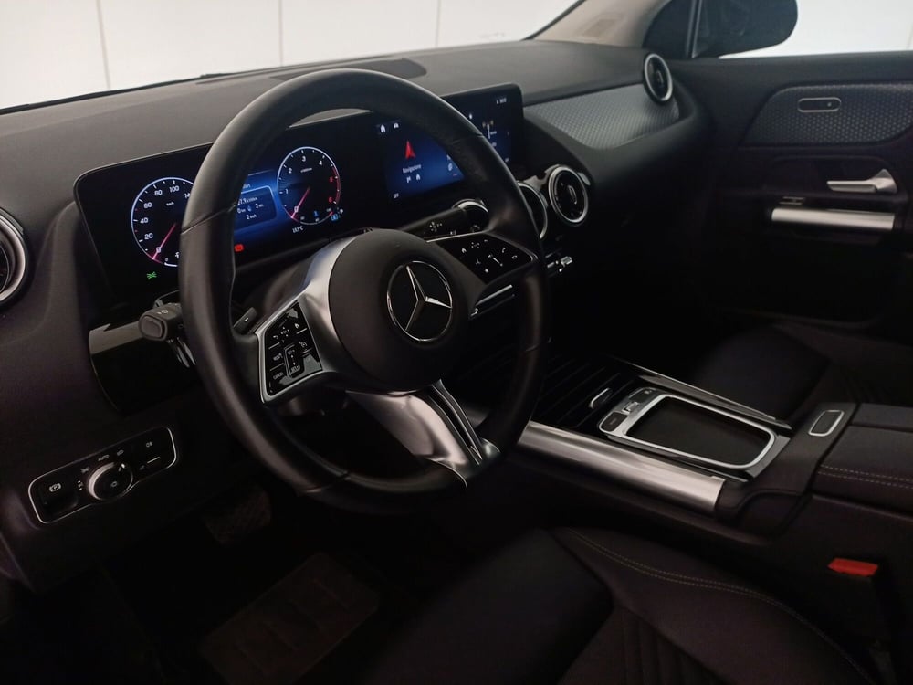 Mercedes-Benz GLA SUV usata a Lecce (5)