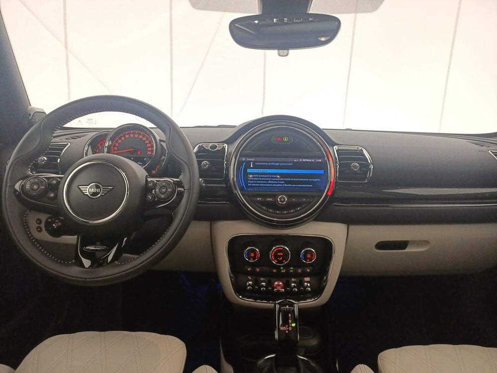 MINI Mini Clubman usata a Bari (9)