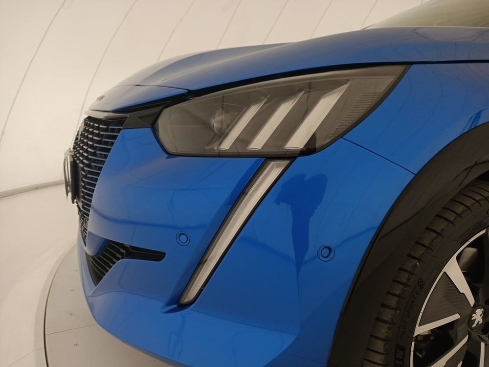 Peugeot 208 usata a Bari (11)