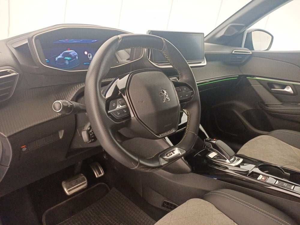 Peugeot 208 usata a Bari (5)