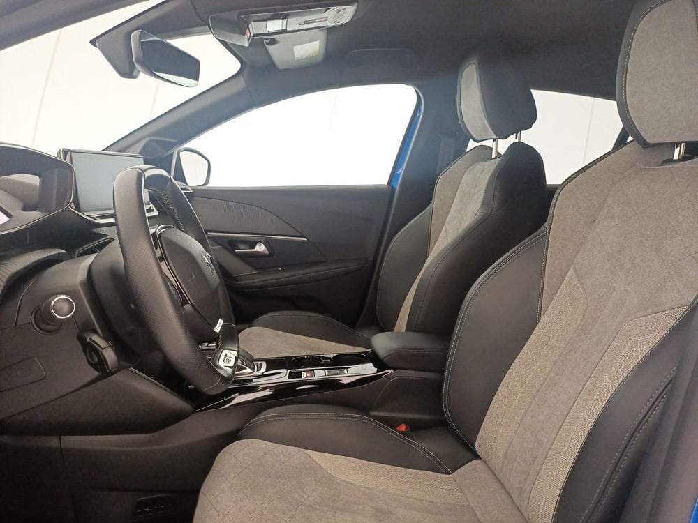 Peugeot 208 usata a Bari (6)