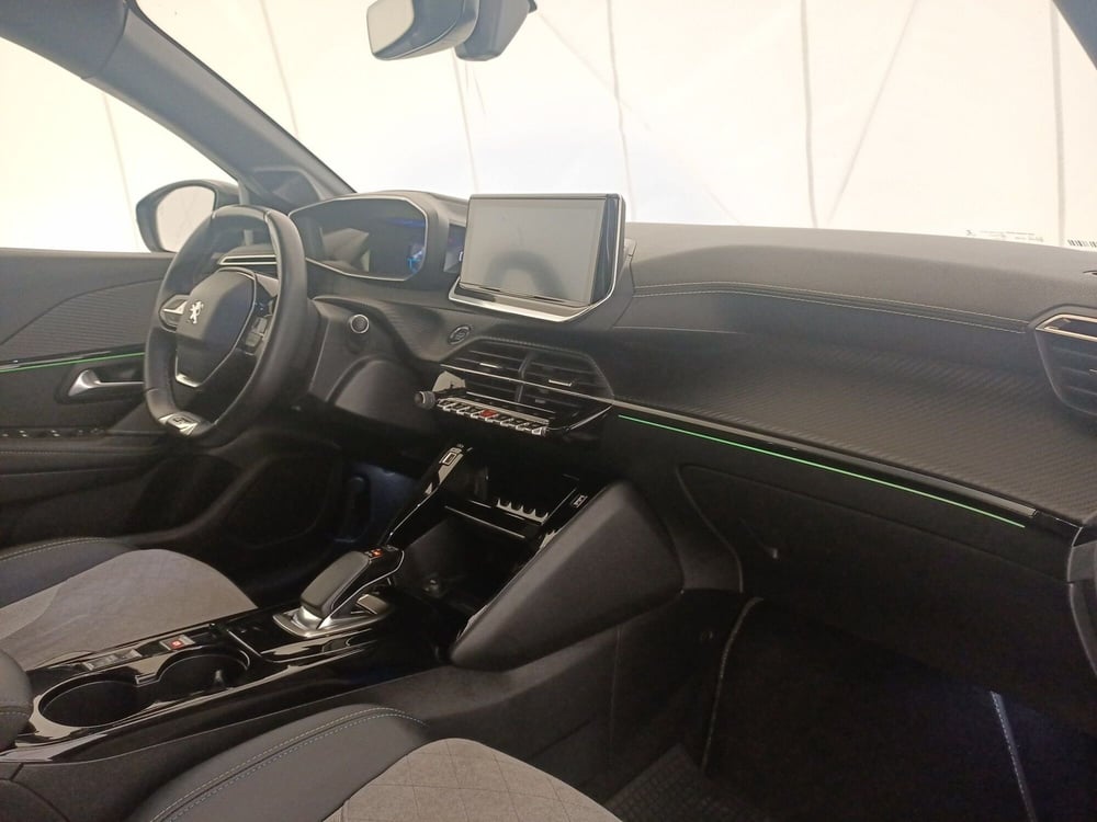 Peugeot 208 usata a Bari (7)