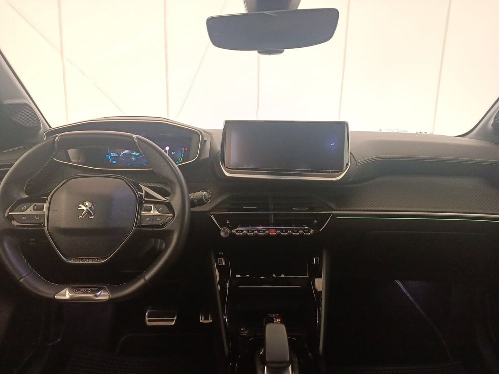 Peugeot 208 usata a Bari (9)