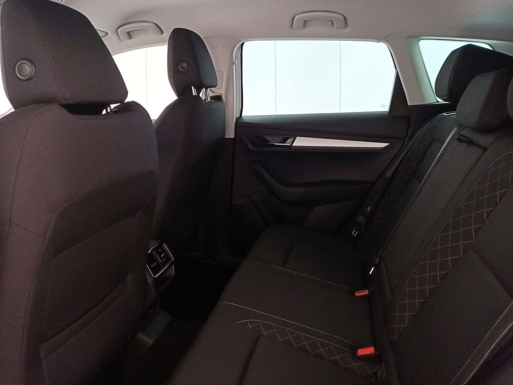 Skoda Karoq usata a Bari (8)