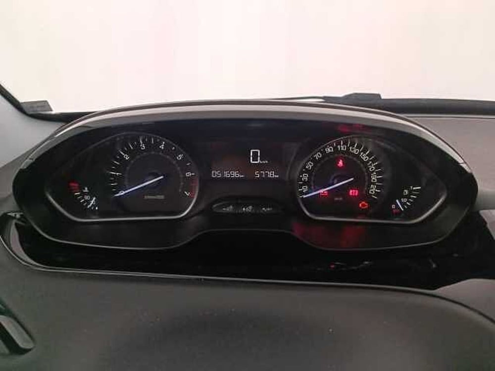 Peugeot 208 usata a Venezia (13)