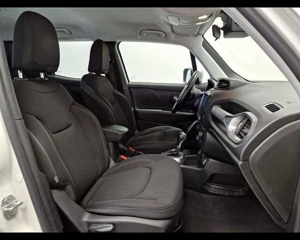 Jeep Renegade usata a Milano (11)