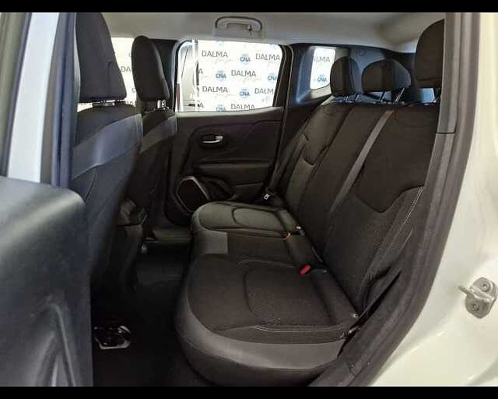 Jeep Renegade usata a Milano (13)