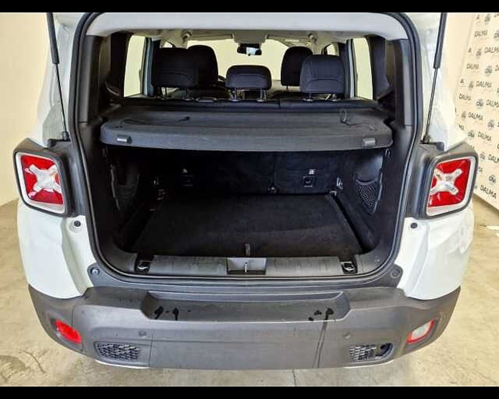 Jeep Renegade usata a Milano (14)