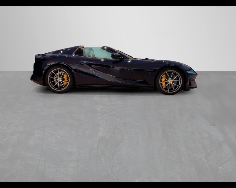 Ferrari 812 Spider usata a Modena (10)