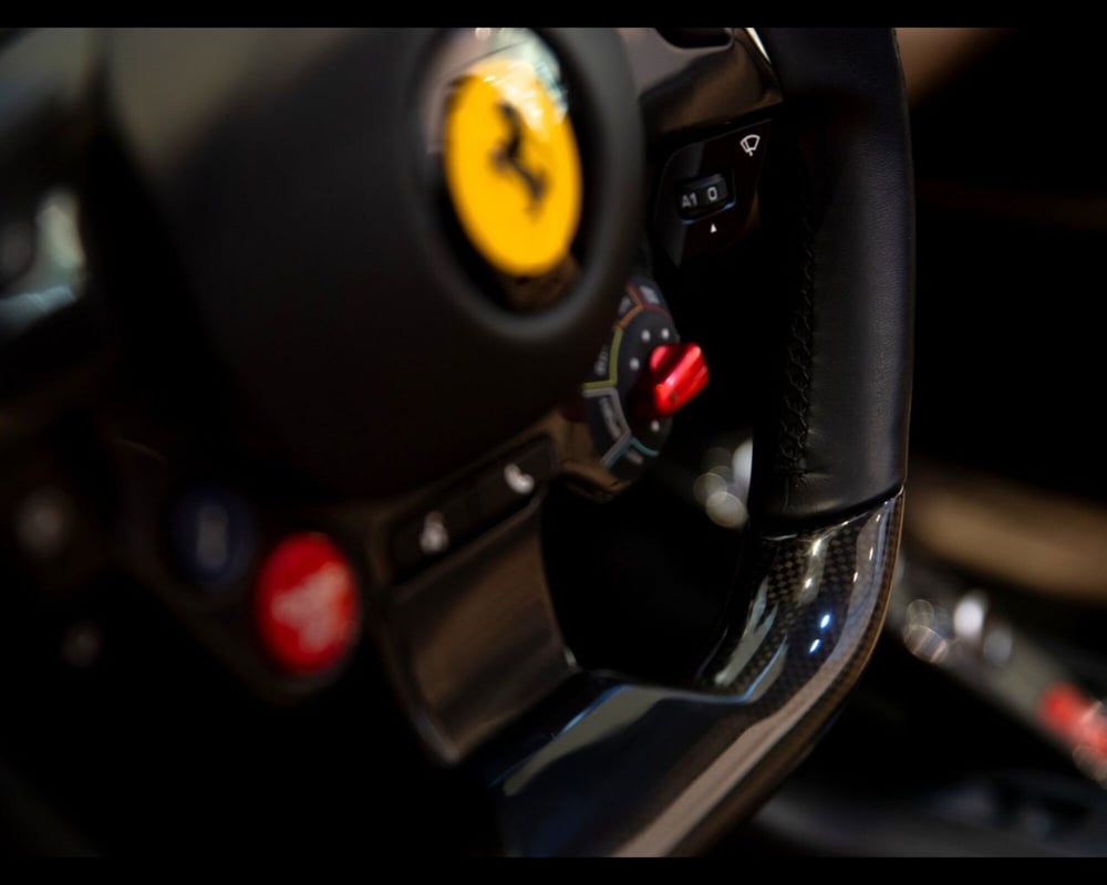 Ferrari 812 Spider usata a Modena (14)
