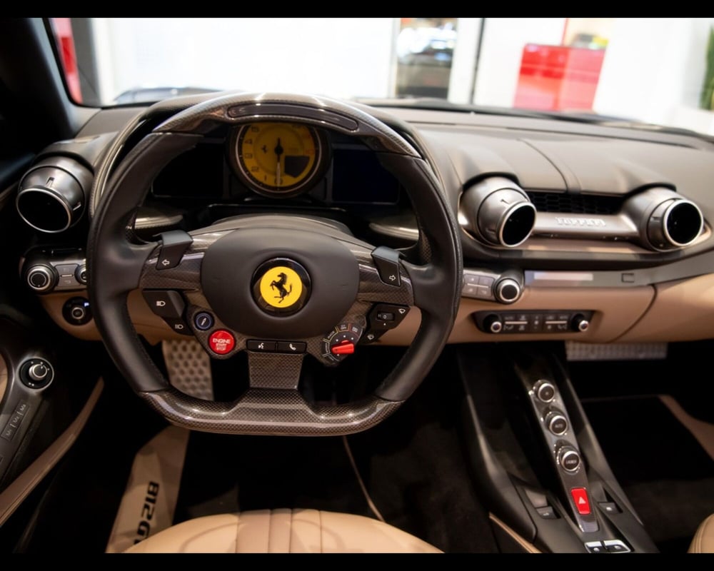 Ferrari 812 Spider usata a Modena (17)