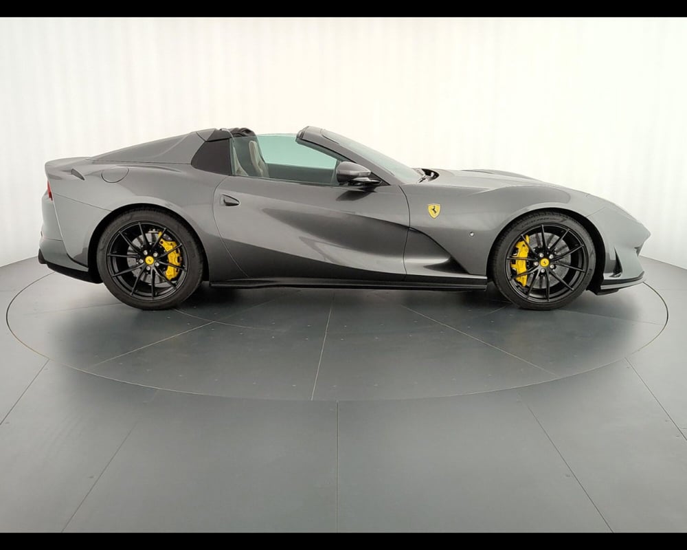 Ferrari 812 Spider usata a Verona (9)
