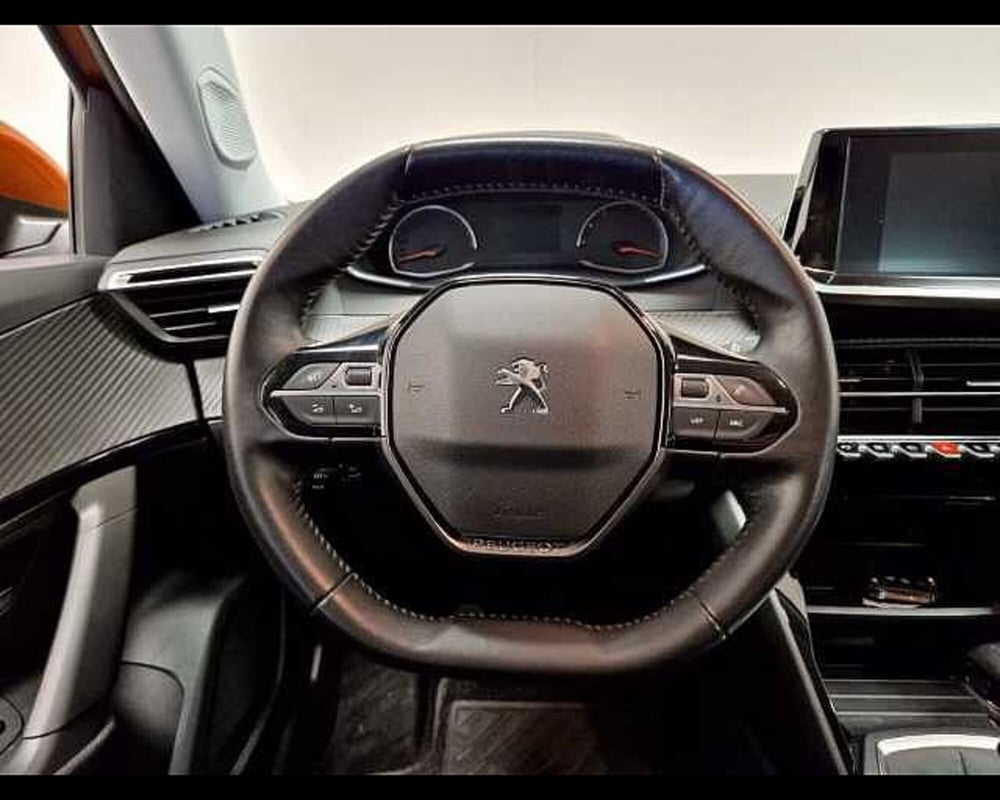 Peugeot 2008 usata a Milano (8)