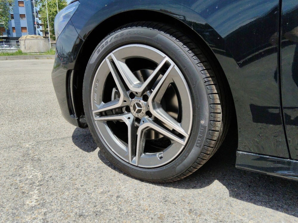 Mercedes-Benz Classe B nuova a Pescara (7)