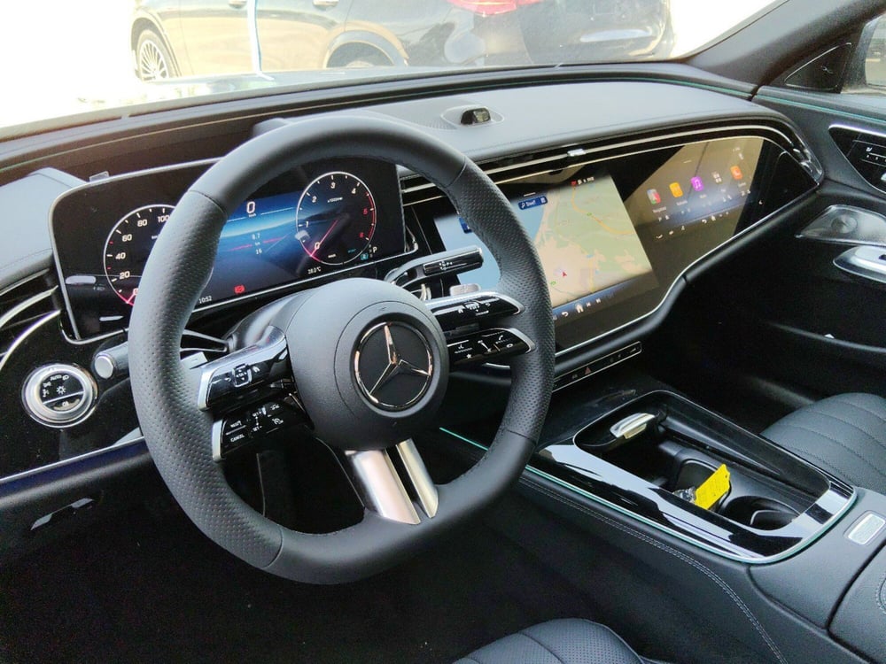 Mercedes-Benz Classe E Station Wagon nuova a Pescara (12)